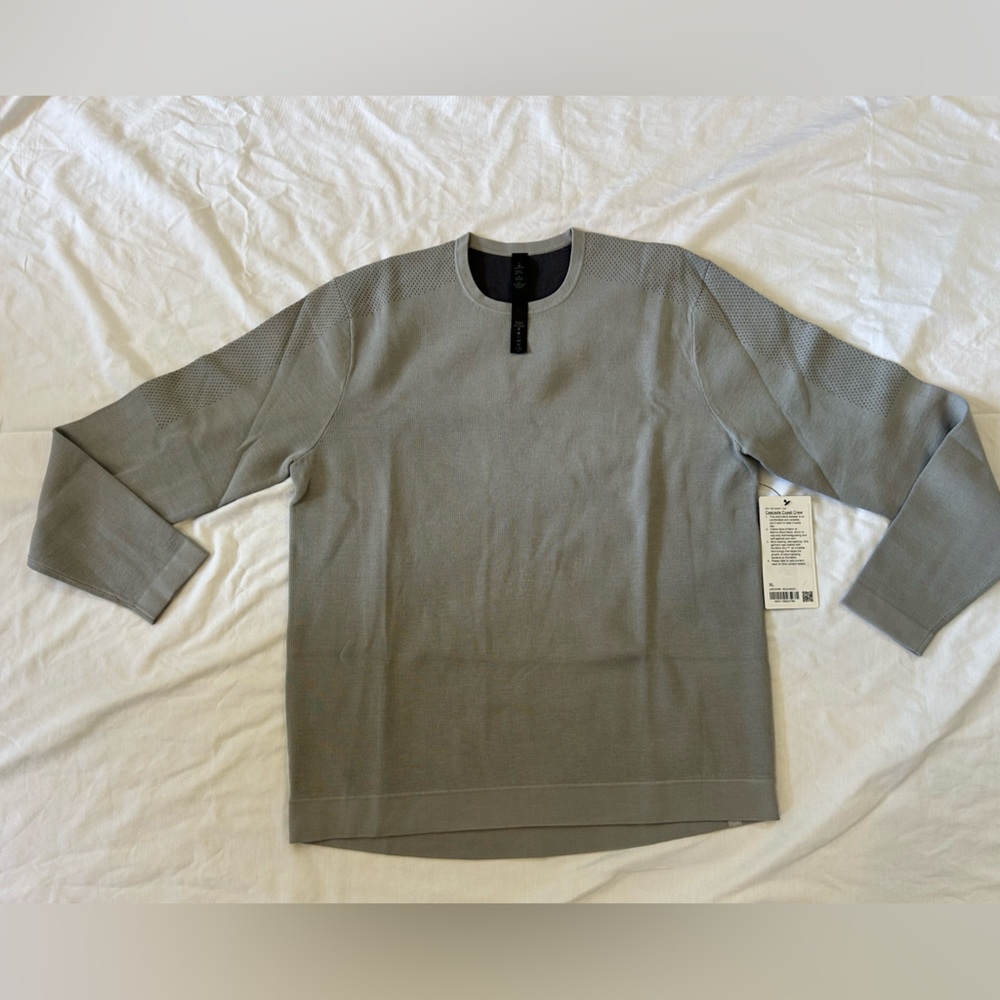 Men’s Lululemon athletica Cascade Coast Crew Gray sweater NWT